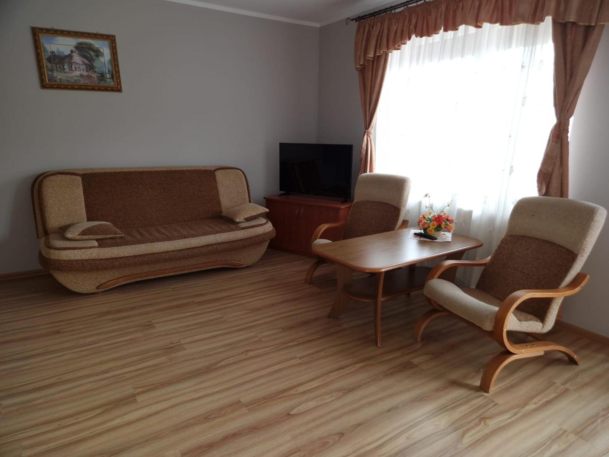 Gosciniec Ustrzycki Hotel อุสชิกีดอลเน ภายนอก รูปภาพ